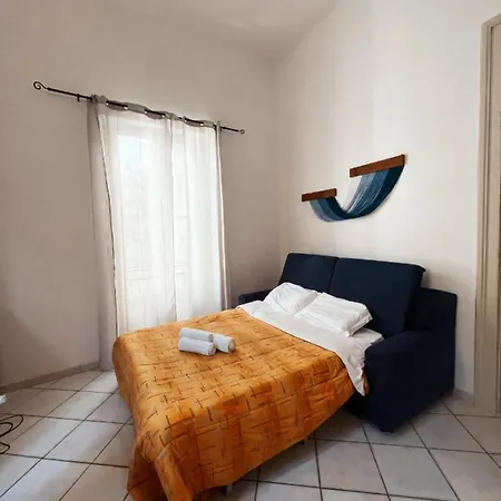 1665 Apartment